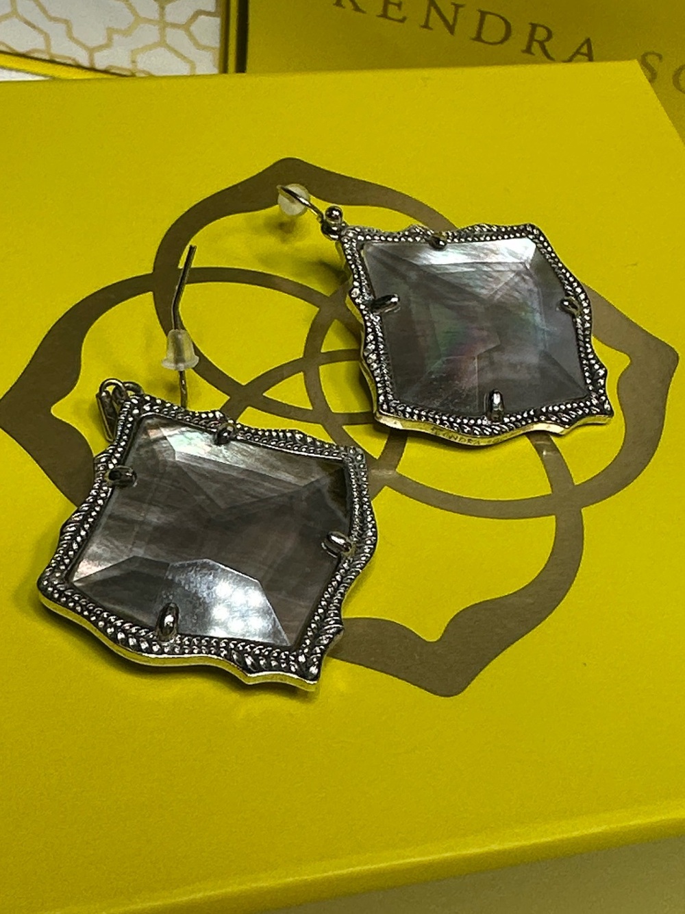 Kendra Scott earrings Kristen silver black pearl smoky